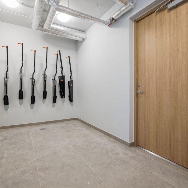Modern 4-Room Residence in Lahekalda Quarter